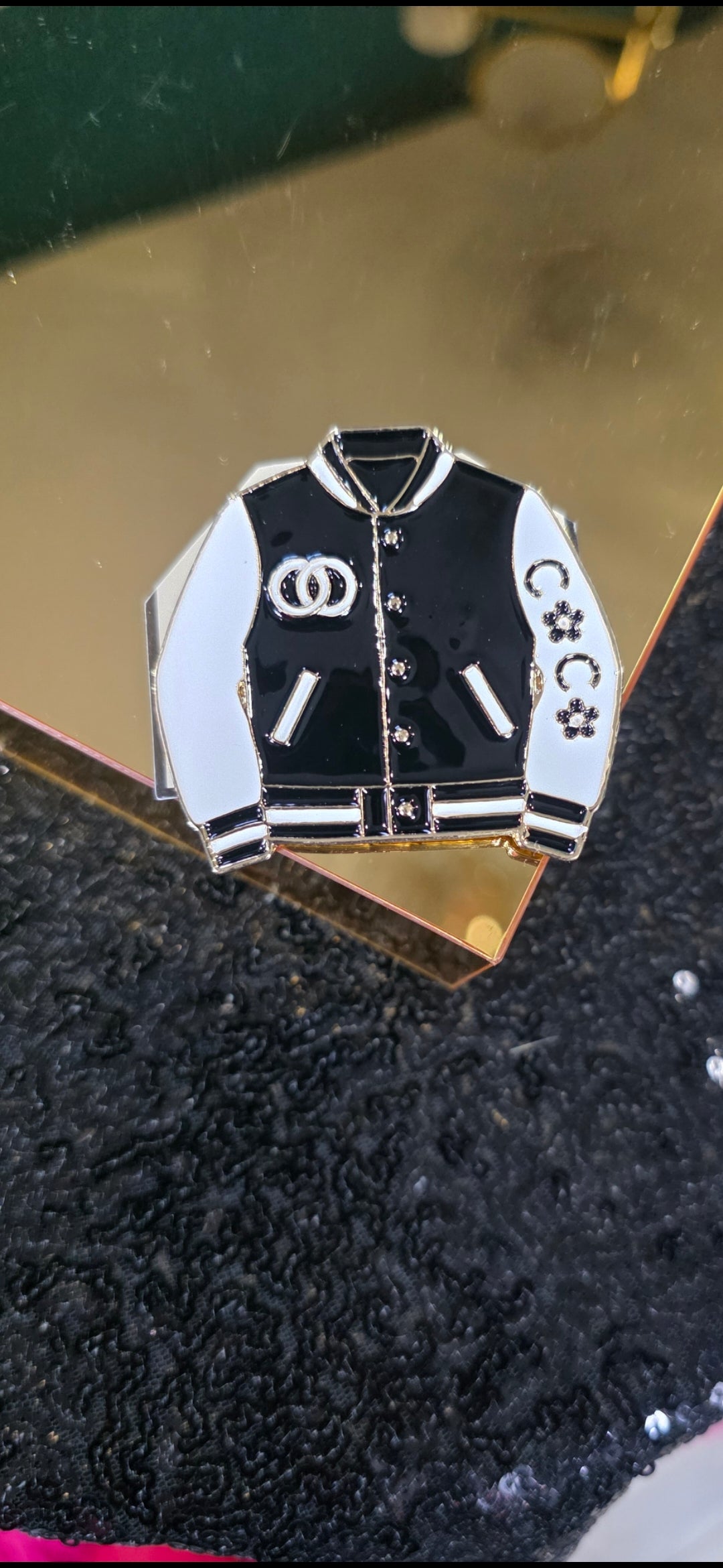 CoCo Jacket Brooch🖤